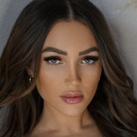 客室乗務員 OnlyFans 裸 画像