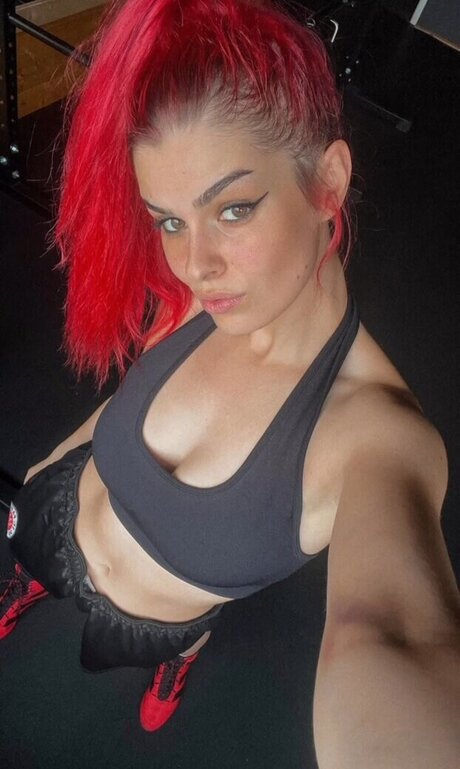 anna gazanis スター 裸 アーカイブ