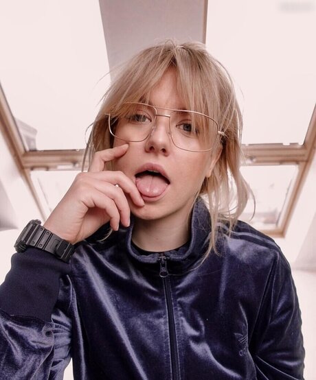 KellyMissesvlog エロティックなスター 写真