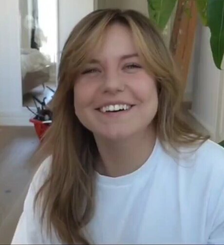 KellyMissesvlog ホットスター 写真