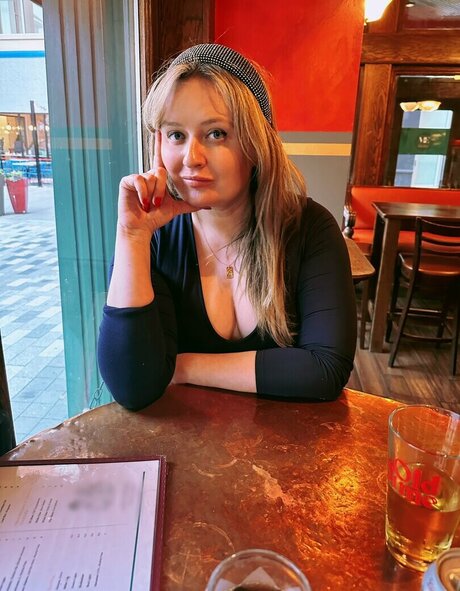 ゴスアジアンOnlyFans セクシーヌード 写真