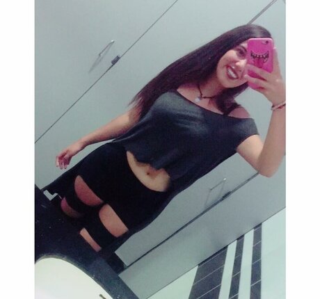 Veronica Boyer 裸のモデル 画像