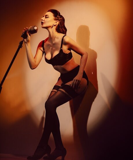 アジアンジム OnlyFans ホット裸 写真