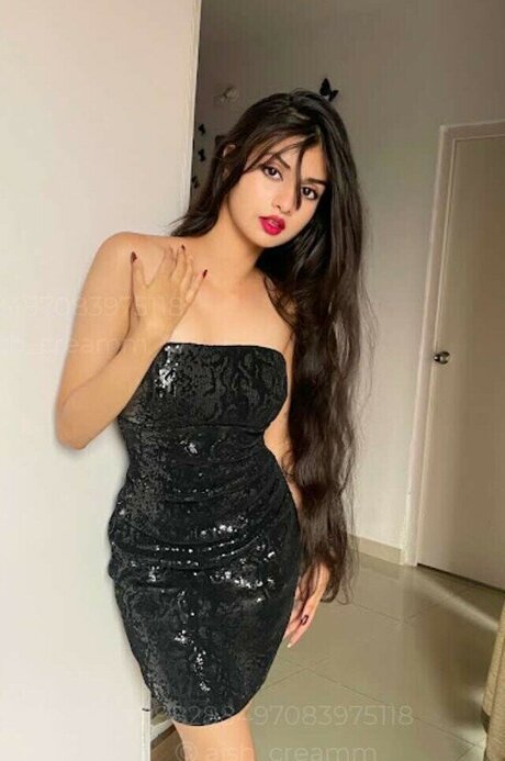 Aishwarya Harishankar ポルノスター 写真