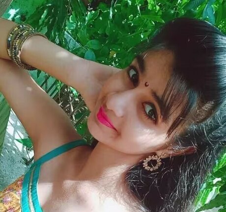 Aishwarya Harishankar HD女優 写真