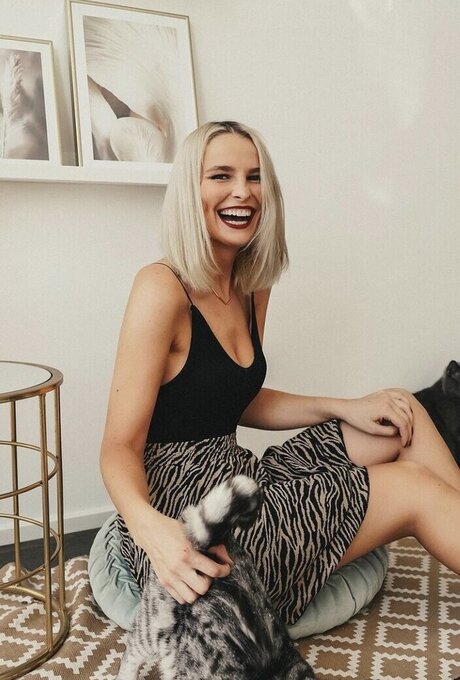 Jana Riva 素敵な女優 画像