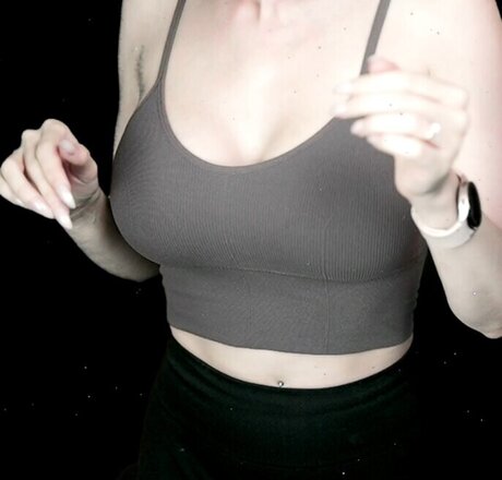 裸のプリンセスOnlyFans パーフェクト 画像