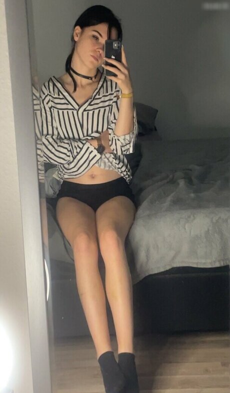 secret hub wue ヌードのポルノスター 画像