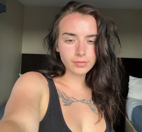 mopykav ポルノスター 写真