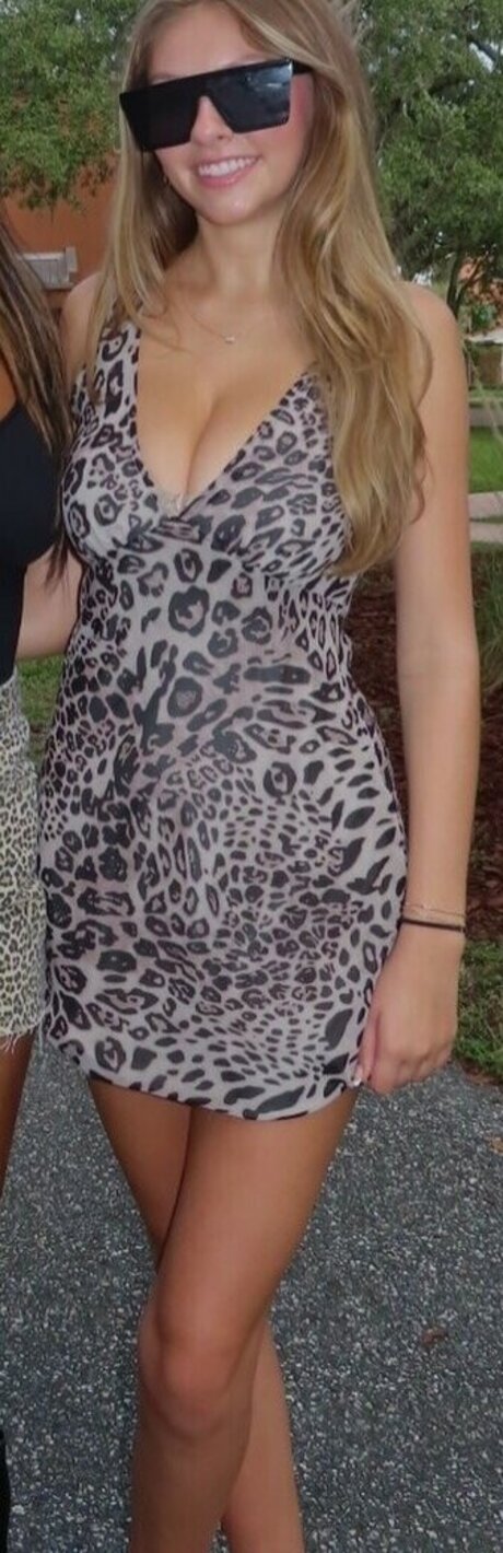 Mia Steele ポルノスター 無料 画像