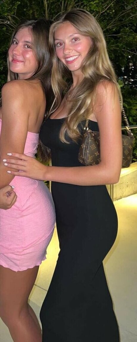 Mia Steele 素敵なモデル 写真