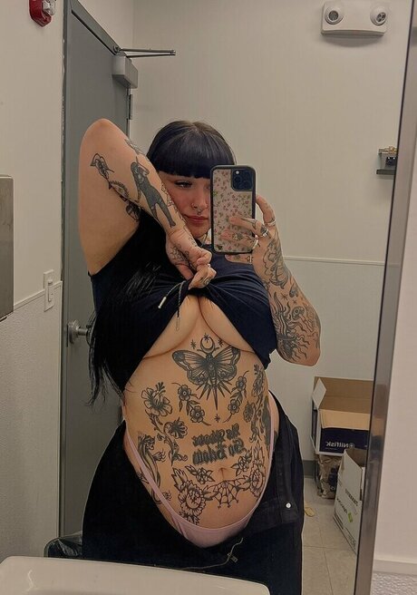 Venicecemetery セックススター 写真