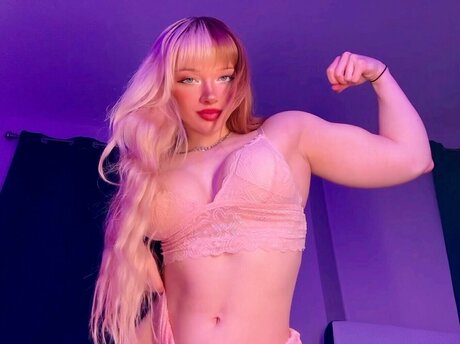 lilac lexx 美しいモデル ギャラリー