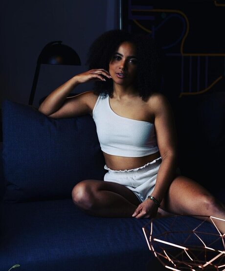 graefiin melanin 可愛いモデル 写真