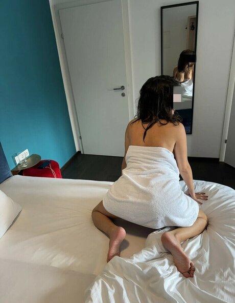 Deluxelolita セクシーなポルノスター 画像