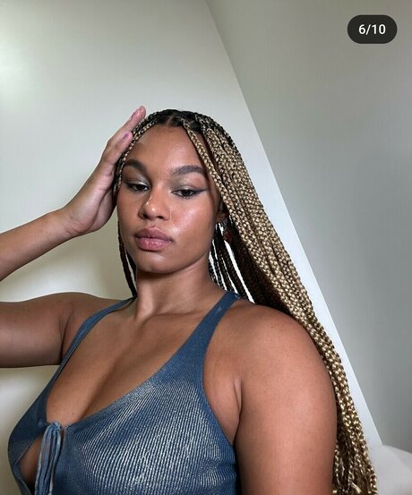 Satou Sabally スターセックス 写真