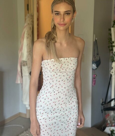 Claire Jameson 無料のポルノスター 写真