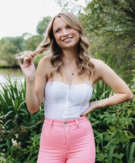 シーンオンリーファン ヌード 画像