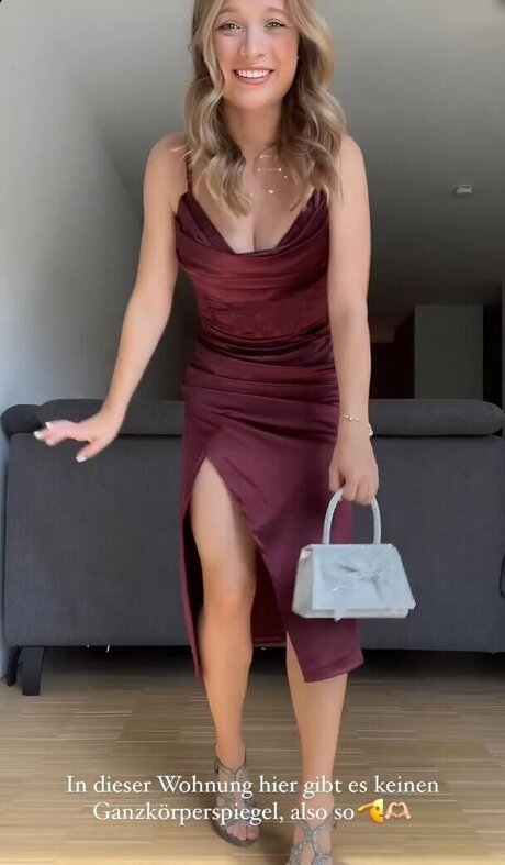 Lisa K ppers セクシーモデル 写真