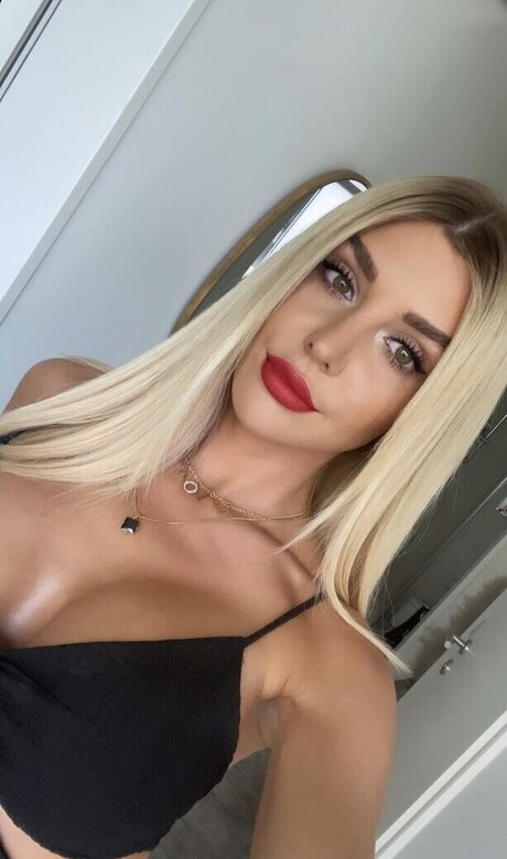 毛深い妊婦OnlyFans ホットポルノ 画像