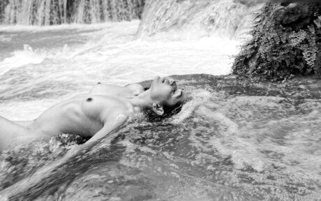 Lela Loren HDポルノスター 画像