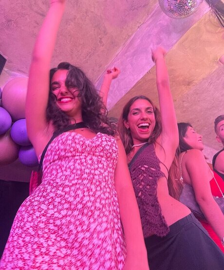 asmrスパイonlyfans セクシー裸 画像