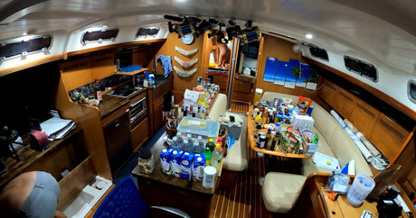 Sailing The Far Side 無料女優 画像