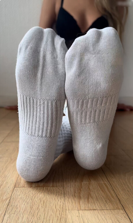 Lilly rosee23 モデル 画像