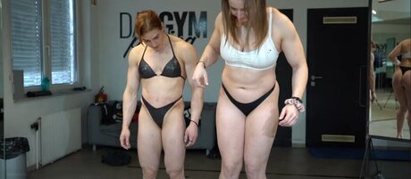 ホットな裸のOnlyFans セクシーxxx 写真