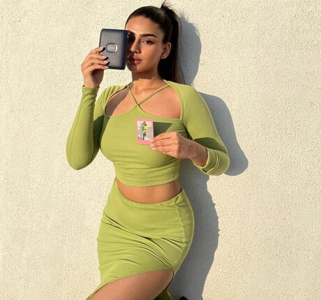 Pakhi Gadh ポルノスター xxx 写真