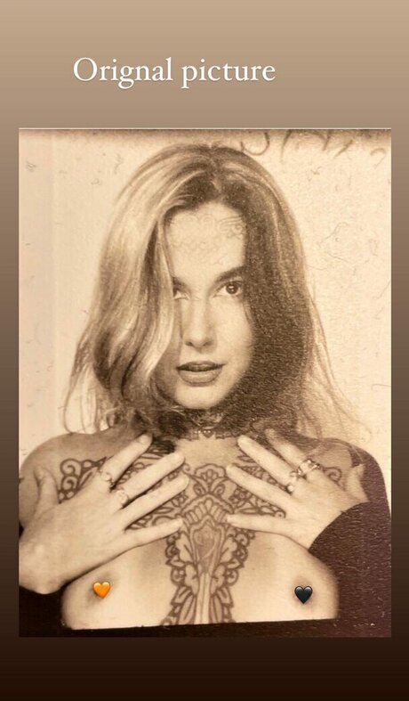 divinement bon アダルトモデル 画像