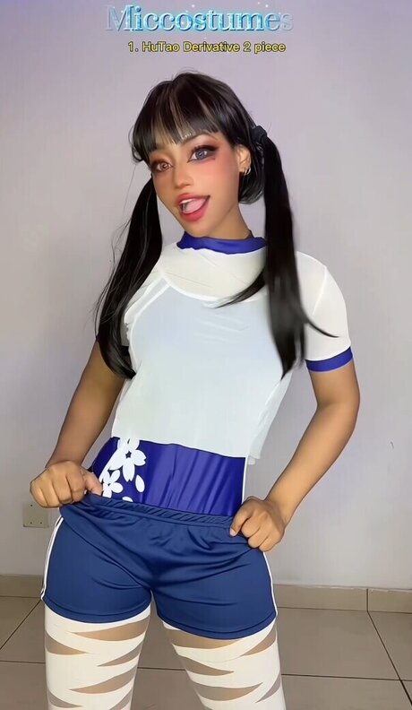 Princess Sachiko ホットなポルノスター 写真