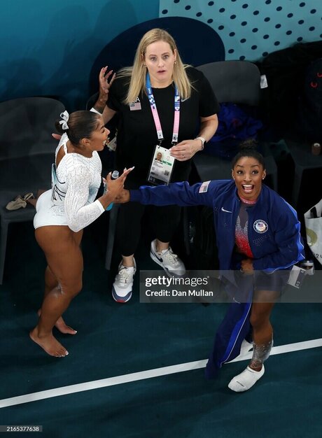 曲線美の熟女OnlyFans ホット 写真