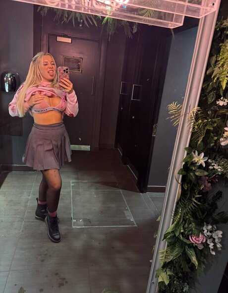 Emily Walters セックス女優 写真