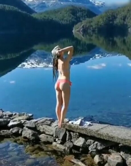 美しい足 OnlyFans xxx ギャラリー