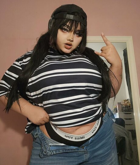 Bigtiddyash ポルノスター ヌード 写真