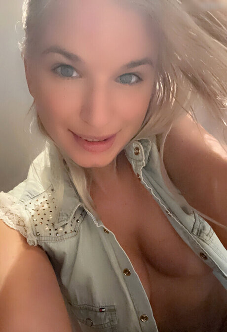 clarafoxxx スター xxx 写真