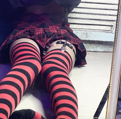 足ファックOnlyFans 無料セクシー 写真