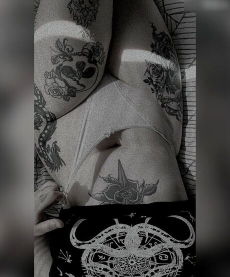 xlenaa official ポルノスター セクシー 画像