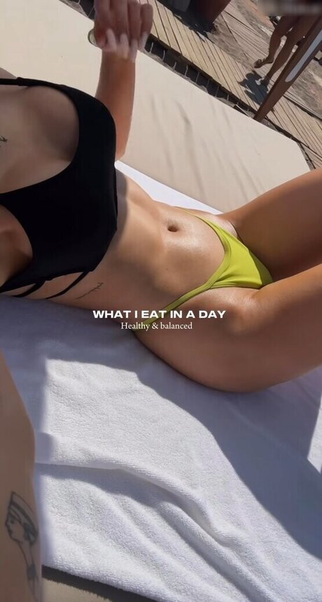 Merve zkan 素敵なモデル 画像