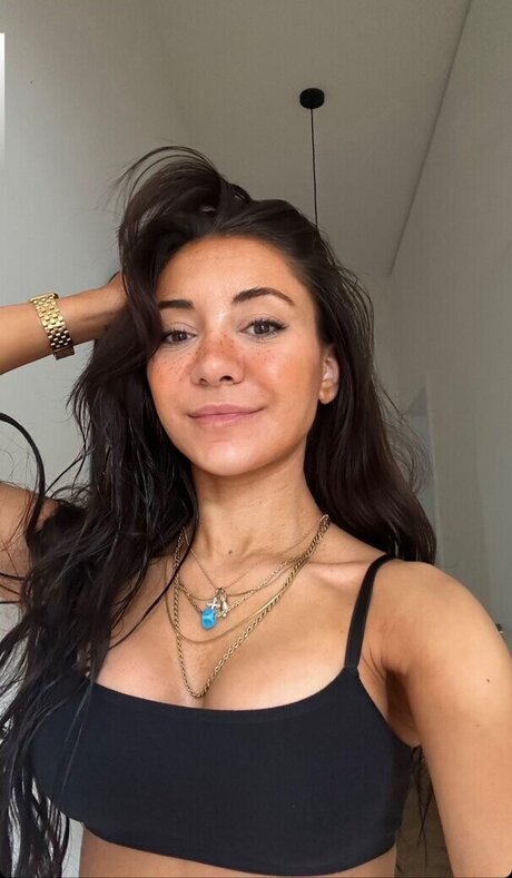 曲線美のティーンズOnlyFans ヌード アーカイブ