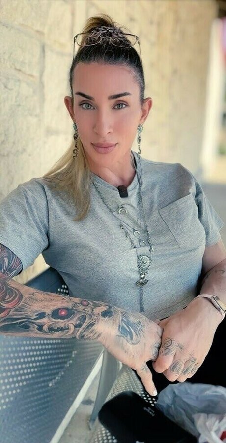 Gabbi Tuft ポルノスター アダルト 写真