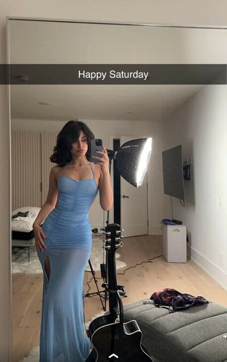 アジア人のタトゥー OnlyFans 美しい裸 画像