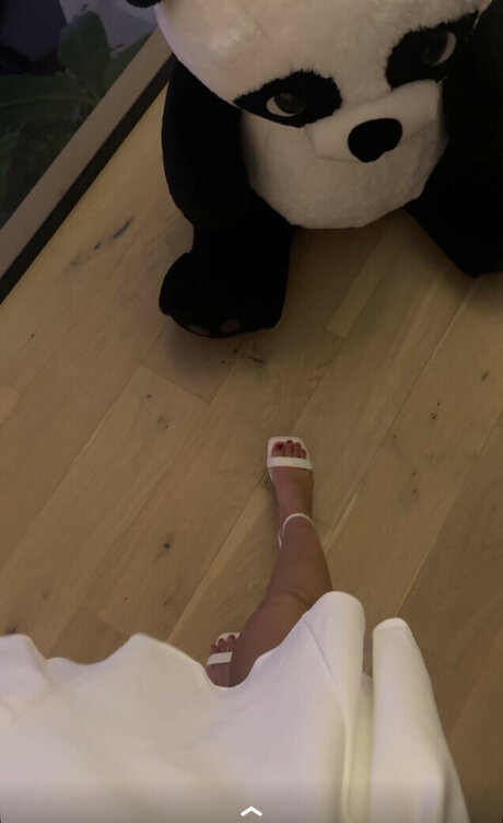 スターティーンオンリーファンズ ホットセクシー ギャラリー