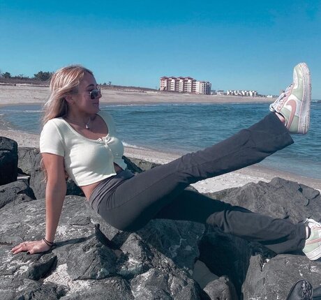 julie tirado ポルノスター ヌード アーカイブ