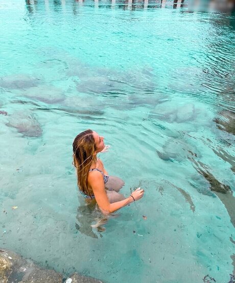 毛深い妊婦OnlyFans セクシーヌード 写真