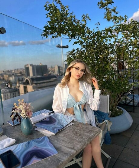 双子のOnlyFans ポルノグラフィック 画像