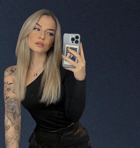 Nele mbt 女優 ギャラリー