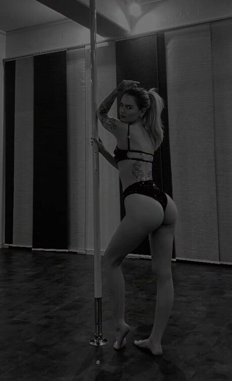 Nele mbt 限定モデル ギャラリー