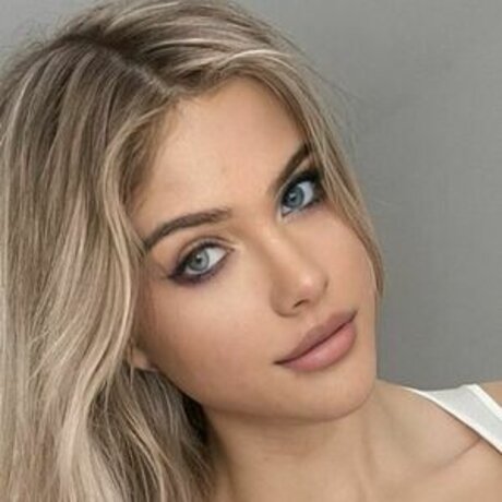 evelinxrose ポルノスター セックス 写真